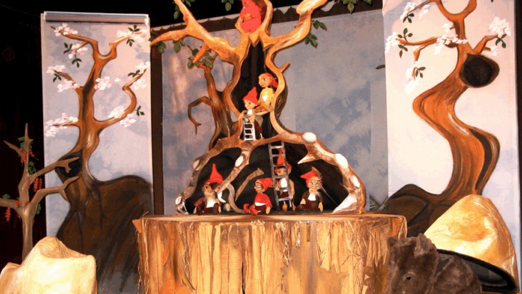 Aprók színháza – Erdők könyve (1. előadás)