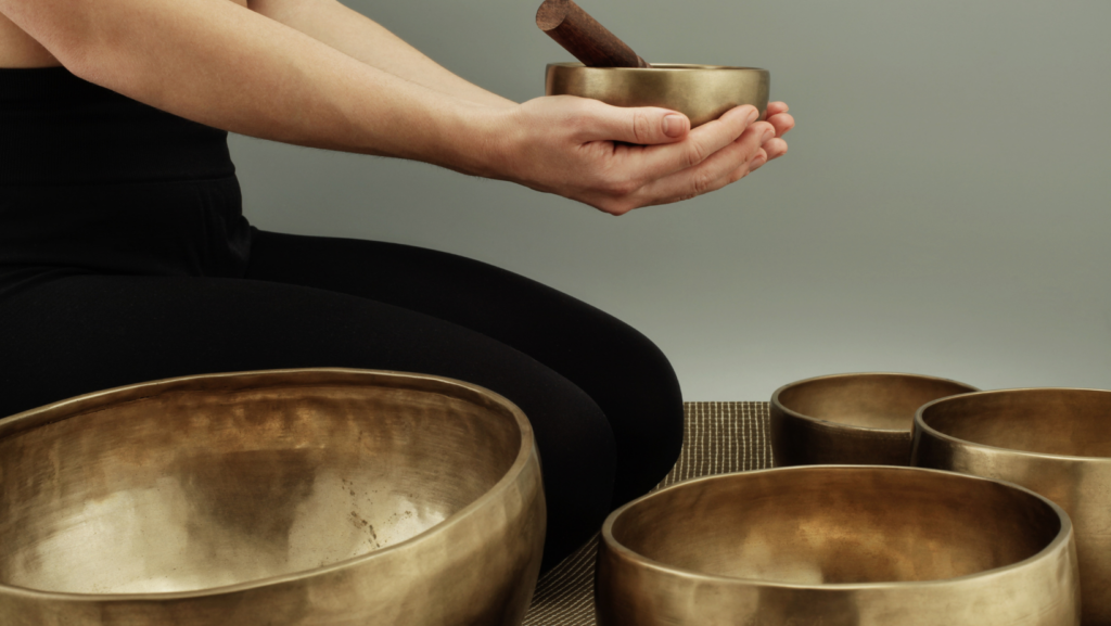 Relaxáló hangfürdő aromaterápiával